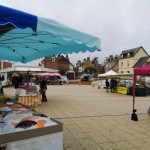 Marché place de la Mairie 