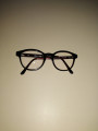 Une paire de lunettes trouvée dans le parc municipal Une paire de lunettes trouvée dans le parc municipal